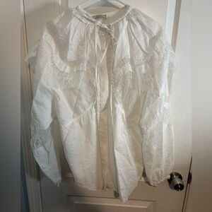 Nina Ricci White Lace blouse with removable collar size 36 us size 6 EUC